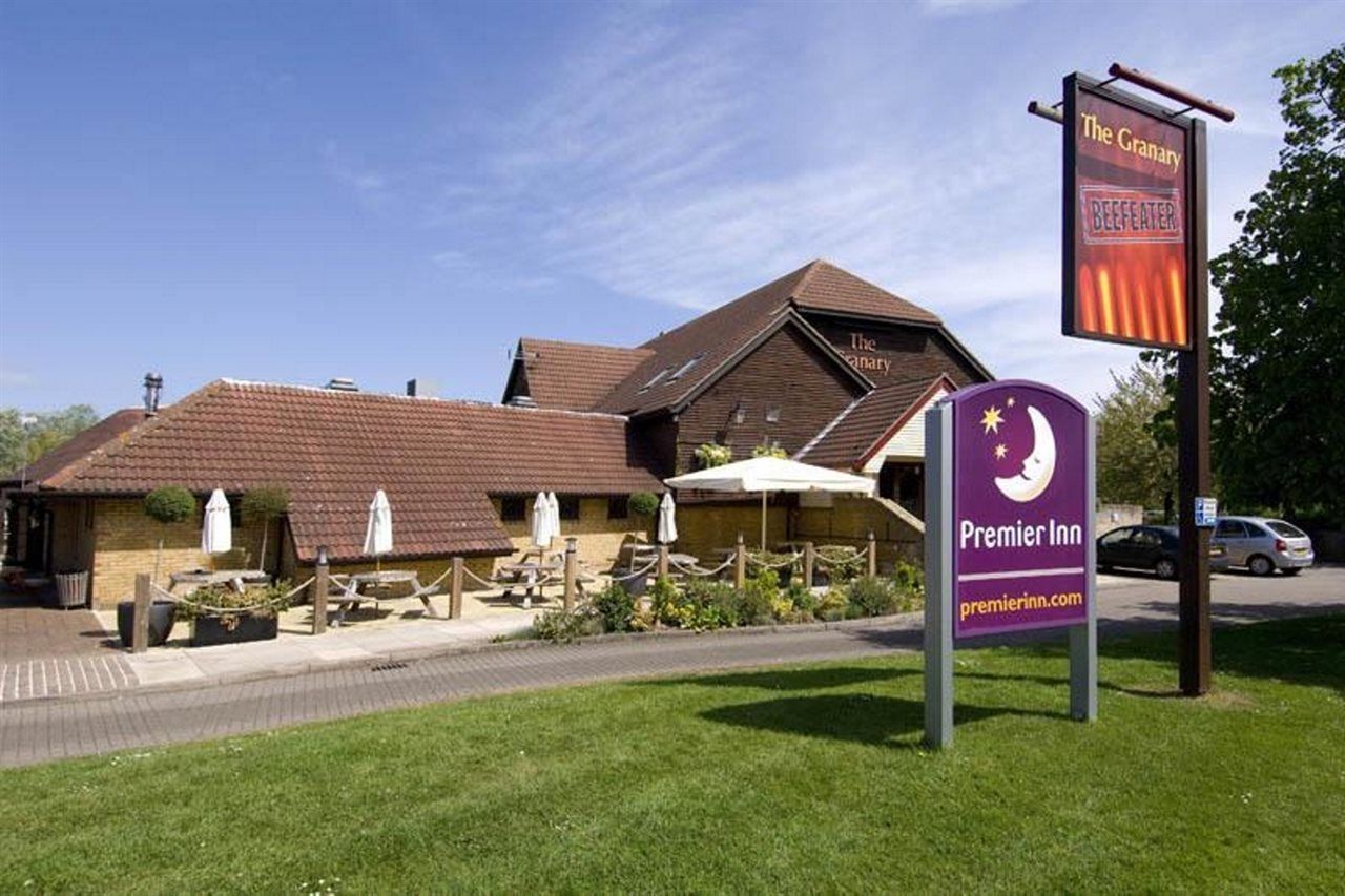 Premier Inn Peterborough - Ferry Meadows Exterior foto